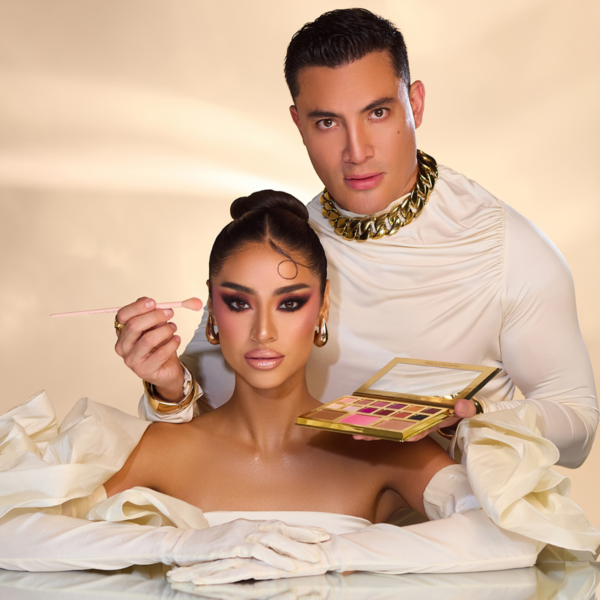 Display X Vico Guadarrama (6x Polvo Facial, Agua de Rosas, Trío de labios, Polvo) - Image 3