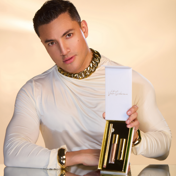 Display X Vico Guadarrama (6x Polvo Facial, Agua de Rosas, Trío de labios, Polvo) - Image 4
